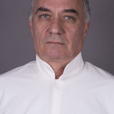 GK